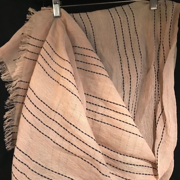 HALF MOON - WOVEN LAYERING SCARF - FLAX - Picture 1 of 2